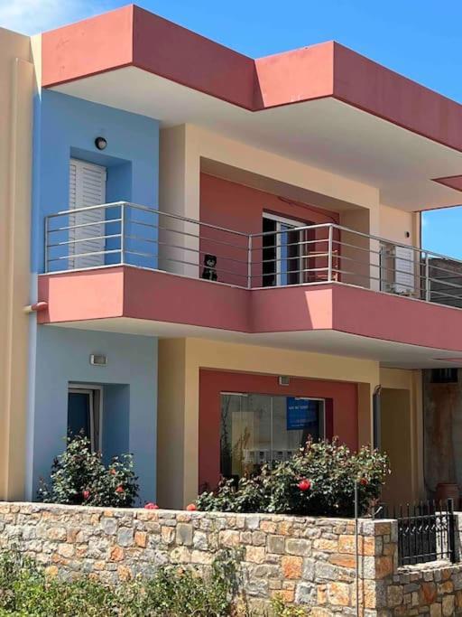 Sissi Olive Home Exterior photo